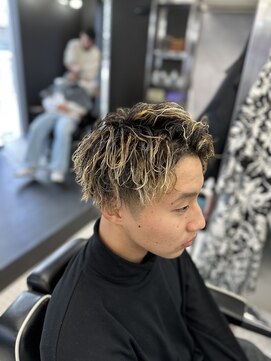 リプレイ 草津店(RIPLAY) マッシュパーマ/ウルフ/アッシュブラック/カルマパーマ