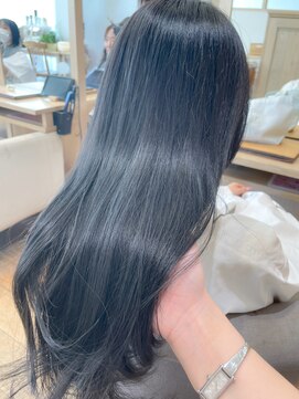 ソピ 名古屋名駅(sopi by invitation) ブルーブラック ブルーアッシュ ダークカラー 透明感カラー