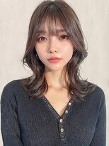 オリンテ バイ レシッド 表参道(orente by rcid)&nbsp;髪質改善顔周りホワイトグレージュ美髪ミディアムレイヤーカット