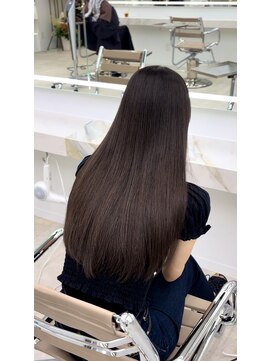 リエル(LIERU) 後ろ姿美人