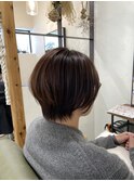 きれいな明るめベージュのつやさらショートボブ◎