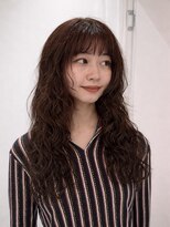 トリッカ シブヤ(TRICCA SHIBUYA)&nbsp;ウェーブパーマ/顔周りレイヤー/暖色/チェリーレッド