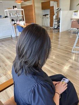 ヘアーブランドジン ティアラ(HAIR BRAND Jin Tiara) ハッシュカット×オリーブグレージュ【#松山美容室】