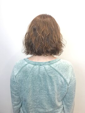 アヤナ バイ アヤラ(ayana by ayala) ふんわりパーマ〈浦安 美容室〉