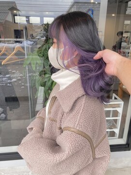 ナンバー 竪町(number+) 20代30代シースルーバングラベンダーベージュインナーカラー