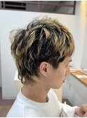 刈り上げショート/フェザーショート/ブリーチデザイン/マッシュ
