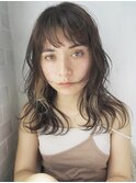 暗髪　くびれミディアム　20代/30代/40代