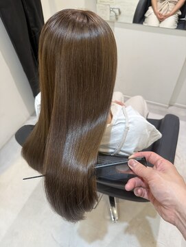 エミュスト(Emuest) 髪質改善トリートメント