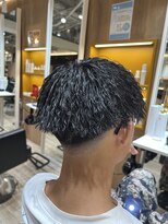 ルースト 渋谷店(ROOST)&nbsp;MEN’S HAIR/波巻ツイストスパイラル/フェザーパーマ/眉毛/渋谷