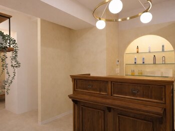 ヨハク 大橋店(YOHAK)の写真/【大橋駅西口から徒歩3分】大人女性のお悩みにしっかり寄り添い、あなたの「なりたい」を叶えます