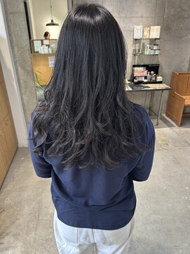 ミリ(milli Produce by ITAKURA) コテ巻き風パーマ