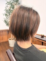 ヘア カフェ クマ(Hair×Cafe KUMA)&nbsp;大人の丸みショートボブ×ナチュラルハイライト