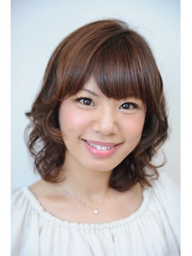 サロン ド ハル salon de HARU 品のあるミディアムヘア