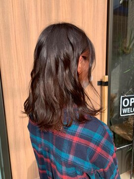 ユッカ エコル 塚口(YUCCA ekolu) ekolu/塚口/チラ見せカラー/イヤリングカラー/オレンジカラー