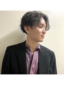 エストアール フクオカ 福岡博多店(est-r. Fukuoka) センターパート/波巻パーマ/博多