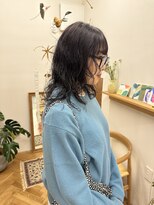 メク(meku)&nbsp;ナチュラルなウルフパーマ