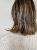 プラスシー(+C)&nbsp;ワンカラーからハイライトカラーへ/福岡脱白髪染め/白髪ぼかし