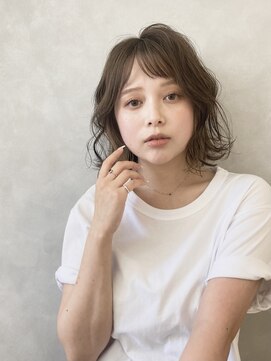 フォト イケブクロ(foto IKEBUKURO) 韓国ゆるふわレイヤーハイライトベージュインナーカラー