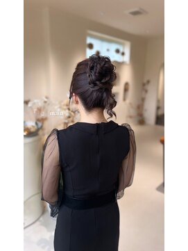 メイン(『　　』main) お呼ばれヘア