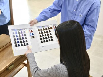 サロン 名和店(SALON)の写真/経験豊富なスタイリストがマンツーマンで仕上げまで担当☆あなたに似合うトレンドヘアは「SALON」にお任せ!