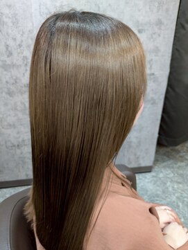 リリーヘアーリベート 浅草橋東口店(LiLiy hair LIBERT'E) 20代30代40代髪質改善トリートメントストレート浅草橋秋葉原両国