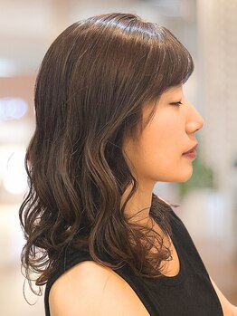 ヒクルーム(HIQU ROOM)の写真/丁寧なカウンセリングを大切にし、トレンド×ライフスタイルを考えながらあなたの”なりたい”をキャッチ☆