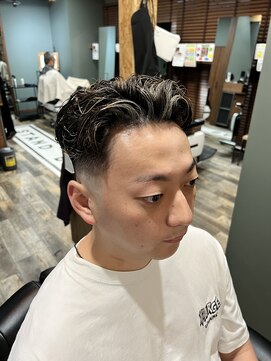 スタンドバーバー 柏(STAND BARBER) MEN’S HAIR/波巻ツイストスパイラル/フェザーパーマ/柏/理容室