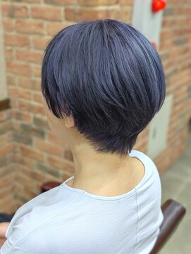 ショート／ブリーチカラー