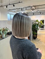 メリー オオサカ(Merly Osaka)&nbsp;透明感ベージュバレイヤージュ