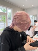 ピンクベージュ