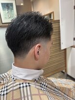 カットクルーオアシス 重信店&nbsp;ツーブロアップバングテーパーフェード