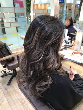 クレア 相武台(CREA) CREA相武台前　Ｗ３Ｄハイライト×グレージュ