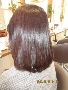 コアフィールフィス(COIFFURE fils) 内巻きミデイアム