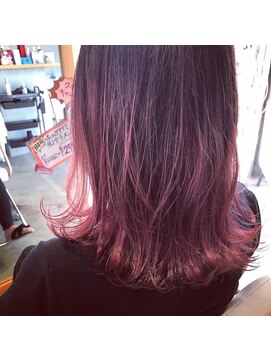 リアン ヘアー(Lien hair) 外ハネピンクグラデーションカラー