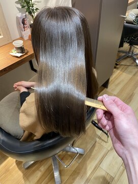 アールサロン アザブジュウバン(Rr SALON Azabu juban) プラチナR.HASトリートメントカラー