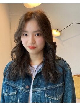 ラヴィズム 松崎店(LUVISM) ◎韓国ヘアー顔周りレイヤーおくれ毛前髪東区松崎