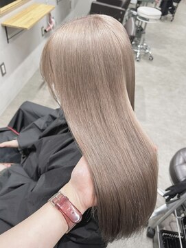 ユウル 横浜(juhl.) パールベージュヘーゼルグレージュブリーチダブルカラー横浜駅