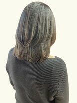 クオリス 上板橋店(QUALIS)&nbsp;ブリーチなし秋色暗髪カラーツヤ髪ミディアムレイヤー40代30代