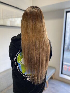 フツーロ 栄(FUTURO) プルエクステ