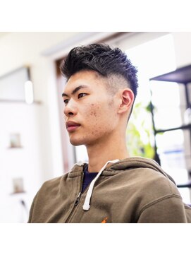 ヘアーズアウル(hair`s OWL) ビジネスアップバングショート