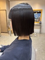 パクタ(PAcuTA.)&nbsp;黒髪ボブ　切りっぱなしボブ　ミニボブ