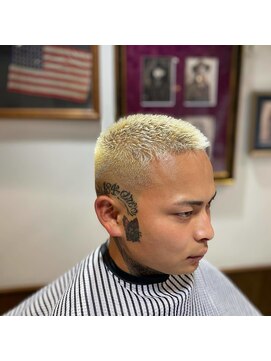 宮崎理容院 並木坂店 金髪ボウズスキンフェード