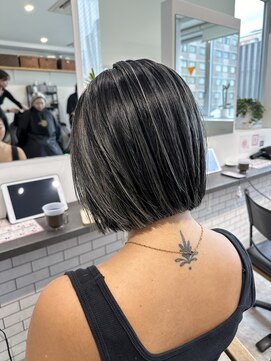カラ ヘアーサロン(Kala Hair Salon) ハイライトバレイヤージュダブルカラーケアブリーチ20代30代40代