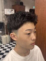 フランクス バーバー ウエストトウキョウ 吉祥寺店(FRANK’S BARBER WEST TOKYO)&nbsp;スパイキーショートブルーブラックフェザーパーマサーフカールY
