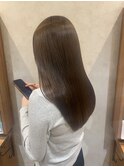 オリーブベージュカラー