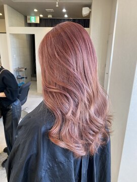 リア 布施店(Lia) ピンクカラー