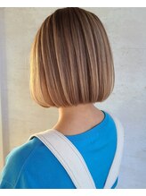 コスメポット(Cosmepot)&nbsp;ブリーチハイライトカラーミルクティーベージュレイヤーカット