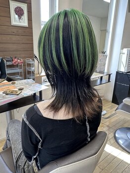 アートランドユージン(art land u-jin)の写真/人気の“ポイントカラー”で周りと差をつける、デザイン性の高いスタイルを◎貴方に似合うカラーをご提案！