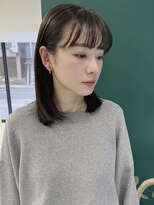 セン(cen) ナチュラルな暗髪