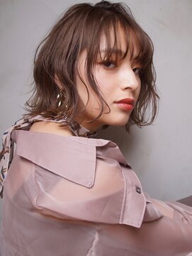 アトリエ フェム(atelier.fem) atelier.fem　ラフ&ウェーブ　ボブスタイル